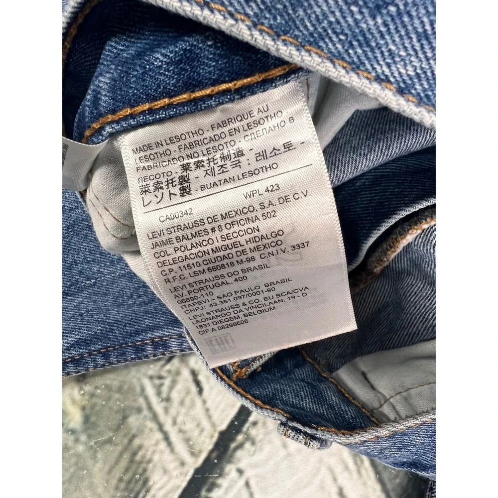 Levis 505 Regular Fit Straight Leg Mens Jeans 38x30 Medium Wash Blue Denim
